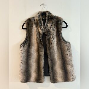 WOODLAND BROWN BLACK CREAM FAUX FUR SWEATER VEST WOMEN'S MEDIUM CASHMERE BLEND